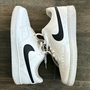 Nike Men's Classic White and Black Sneakers